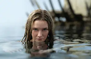 4k Lord Of The Rings Galadriel In Water