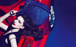 Anne Hathaway Red Blue Hollywood Actress HD