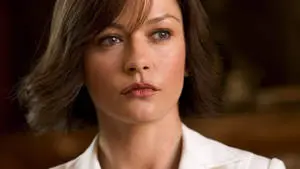 Catherine Zeta-Jones Short Brown Hair