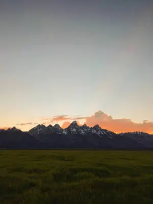 Distant Mountains Plain HD Iphone