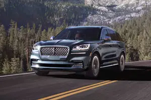Driverless Aviator Lincoln Car