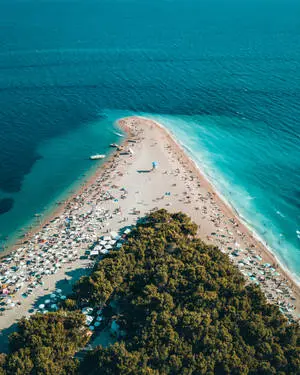 Island Scenery For Iphone Screens