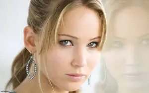 Jennifer Lawrence And Reflection Hollywood Actress HD
