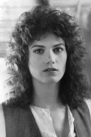 Linda Fiorentino Curly Kinky Hair