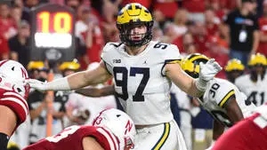 NCAA Football Aidan Hutchinson Michigan Vs Nebraska