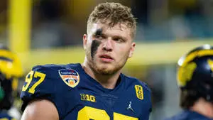 NCAA Football Aidan Hutchinson Michigan Wolverines