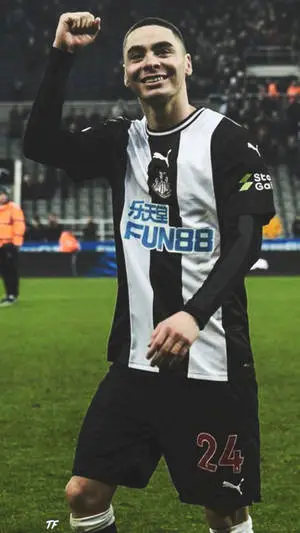 Newcastle United FC Miguel Almirón