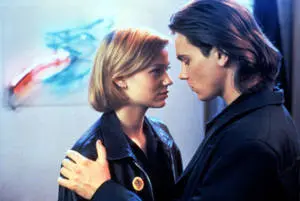 Samantha Mathis With A Man