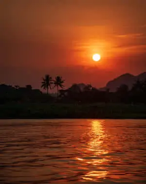 Stunning Gradient Sunset