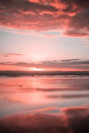 Stunning Sunset on the Horizon