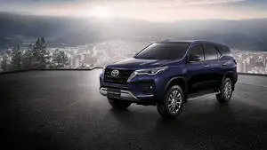 Toyota Fortuner 2020 Legender Model
