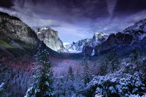 Yosemite Mountain MacBook